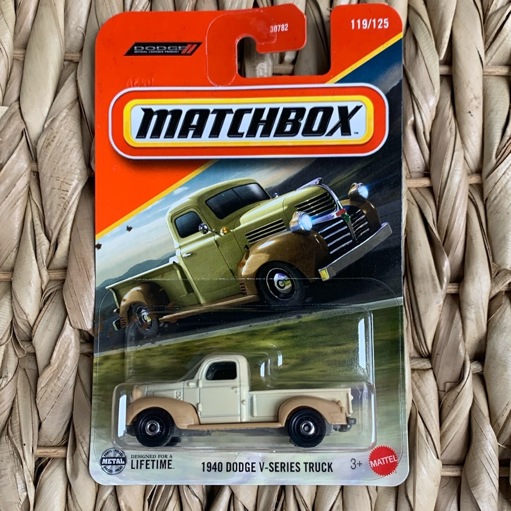 1940 Dodge V Series Truck Matchbox MB Mattel Flare Side 🆕